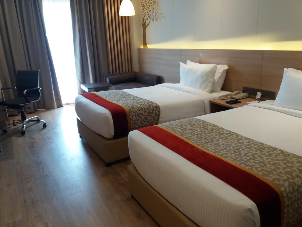 Oaks Bodhgaya Hotel Kültér fotó
